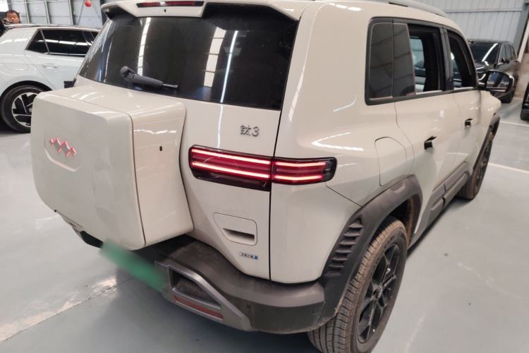 Used Formula Leopard Titanium 3 2025 501 km Range Rear-Wheel Drive Intelligent Driving Max Edition