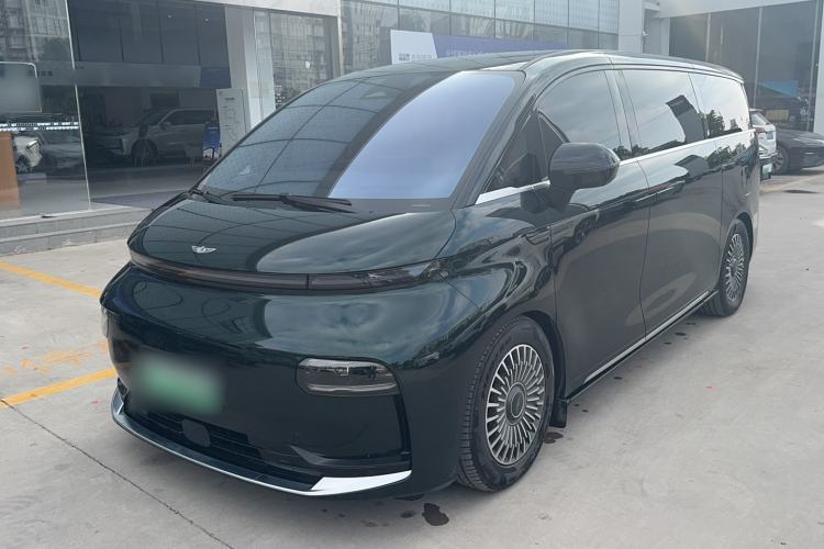 Used Geely Galaxy LEVC L380 2025 805 km Flagship Version All-Wheel Drive