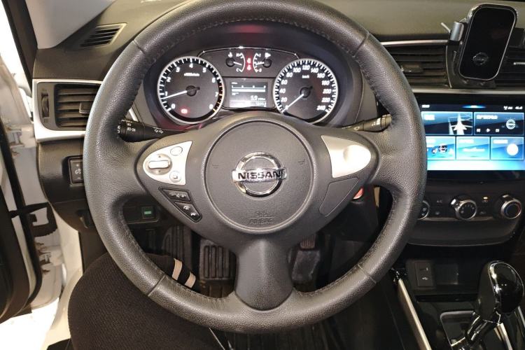 Used Nissan Sylphy 2019 1.6XV CVT Smart Connect Luxury Edition China VI Standard