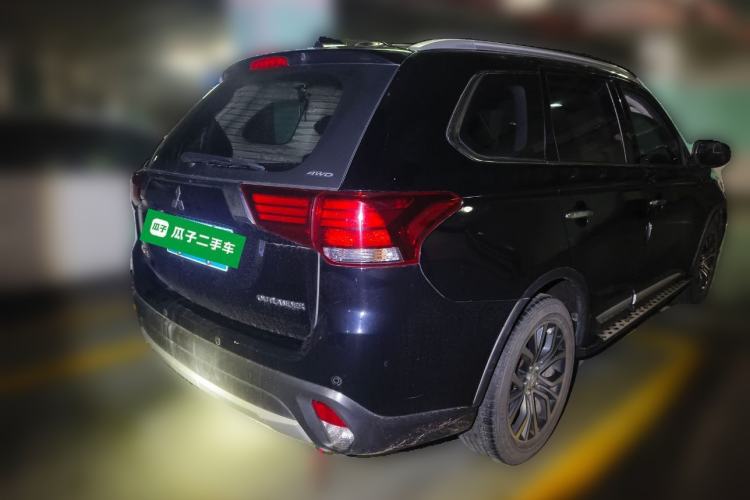 Used Mitsubishi Outlander 2018 2.4L 4x4 Elite Edition 5 Seats