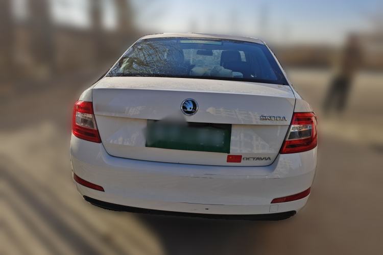Used Skoda Octavia 2015 1.6L Automatic Yijie Edition
