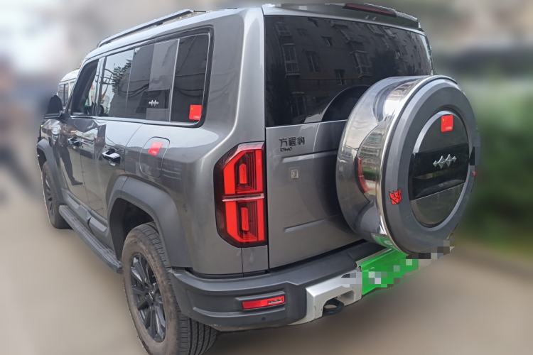 Used Formula Leopard 5 2023 Explore Edition
