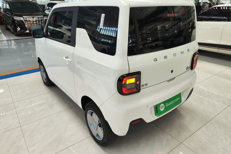 Used Geely Galaxy Panda 2024 Panda Mini 200km Endurance Bear
