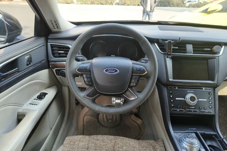 Used Ford Taurus 2015 EcoBoost 245 Ultimate Model
