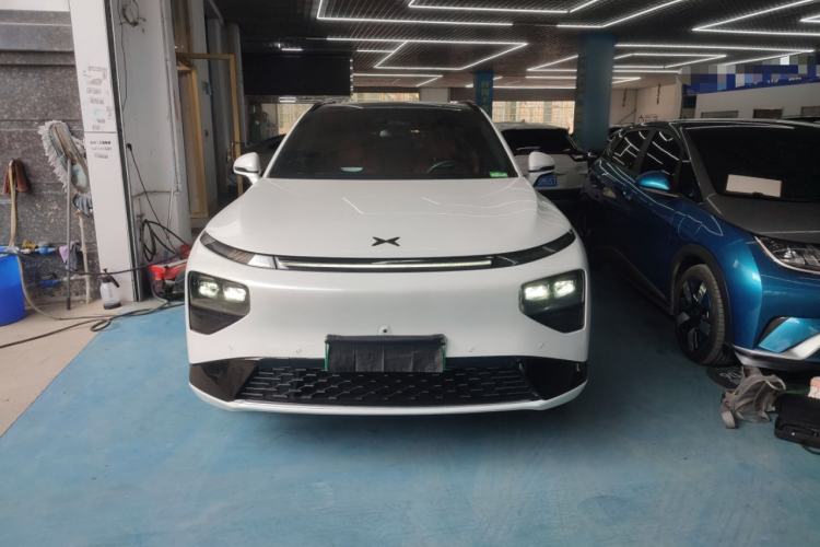 Used XPeng G9 2024 702 Pro Front
