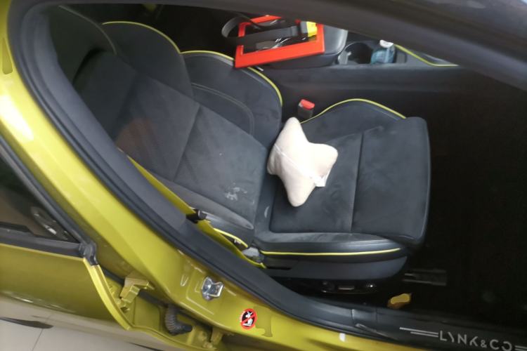 Used Lynk & Co 03 2019 03+ 2.0TD Automatic Wind-Chasing Edition Right Front Seat