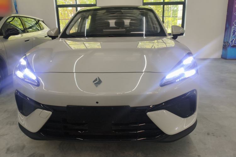 Used Baojun Yunhai 2024 140km Plug-in Hybrid Version