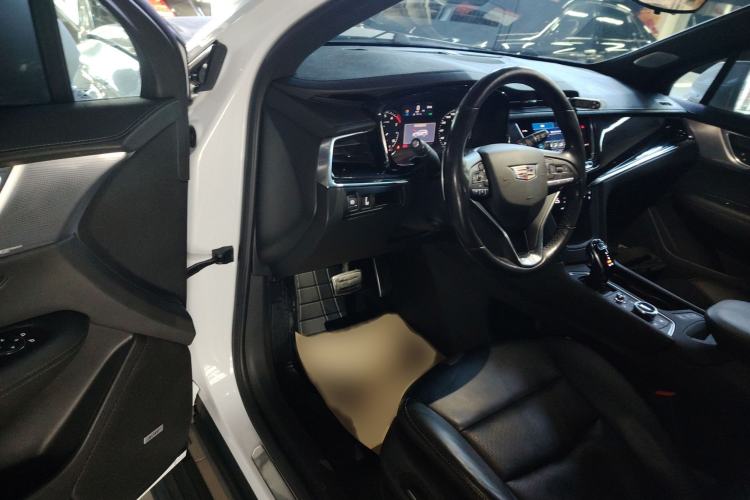 Used Cadillac XT6 2022 2.0T Six-Seater Four-Wheel-Drive Prestige Version
