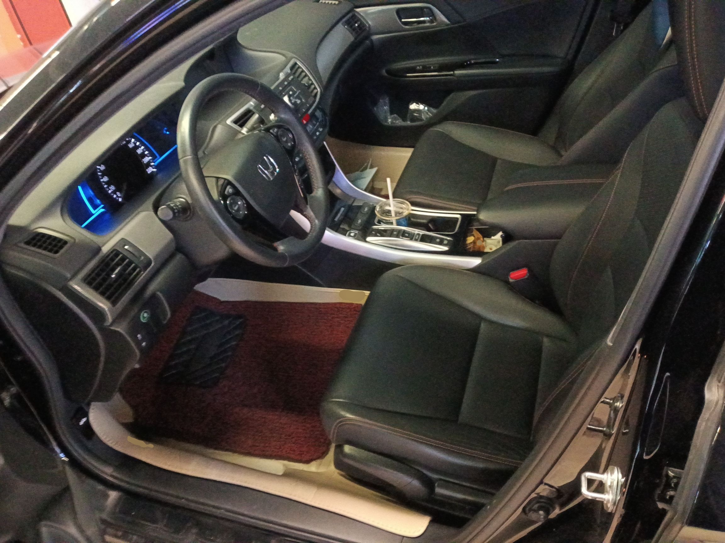 Interior delantero