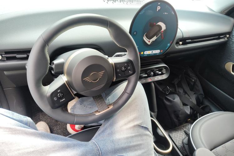 Used MINI Electric MINI COOPER 2024 456km COOPER E Classic Edition
