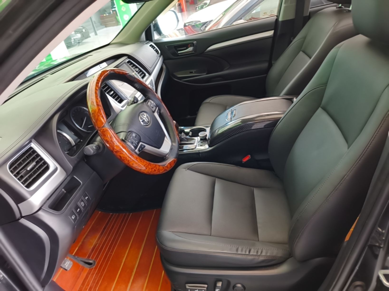 Interior delantero
