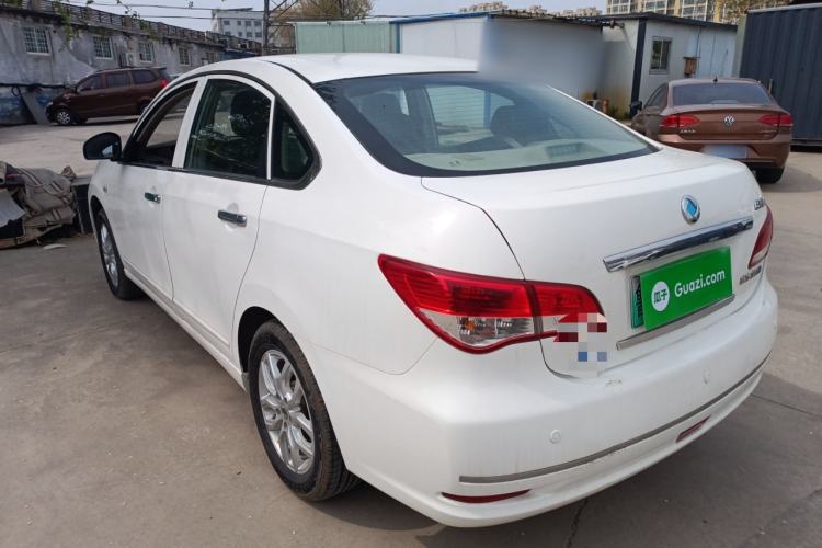 Used Dongfeng Junfeng E11K 2019 Standard Model Exterior 2