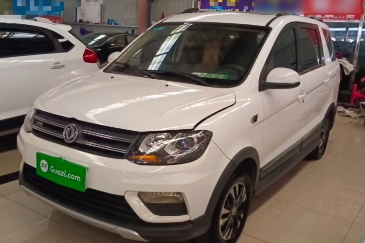 Used Dongfeng Fengon 370 2018 S370 1.5L Manual Luxury 5-Seater