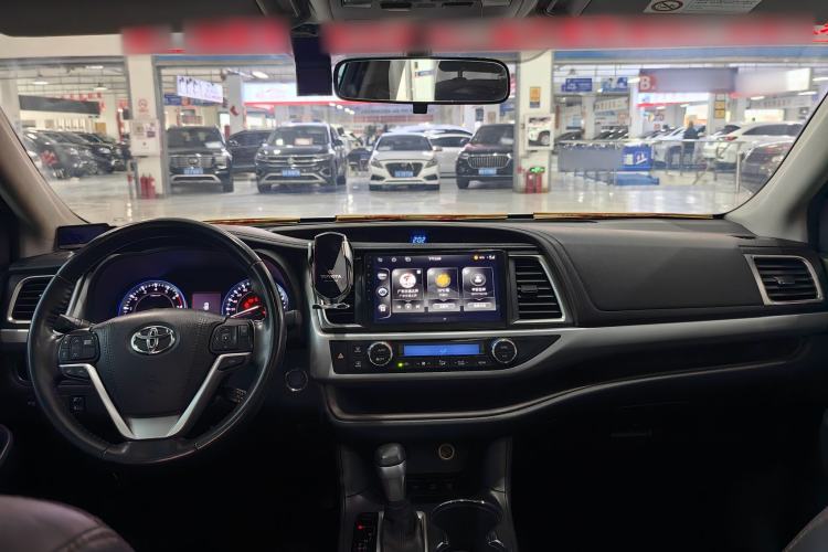 Used Toyota Highlander 2015 2.0T Four-Wheel Drive Luxury Edition 7-Seater