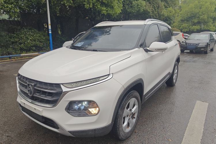 Used Baojun 510 2017 1.5L Automatic Fashion Model