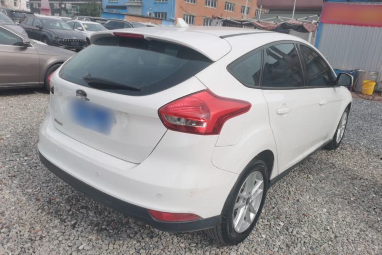Used Ford Focus 2018 Hatchback Classic 1.6L Manual Fashion Edition SmartDrive Version
