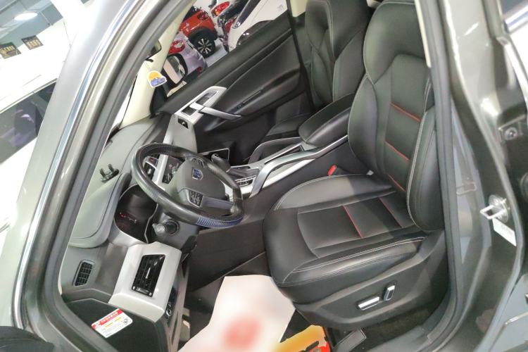 Used Geely Auto Emgrand X7 Sport 2018 1.8TD Automatic Two-Wheel Drive Smart Connect 4G Internet Edition Left Front Seat