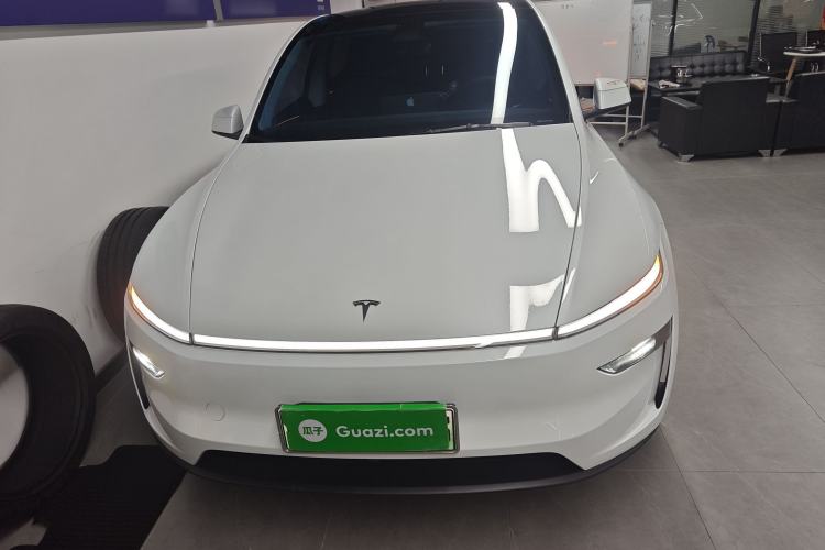 Used Tesla Model Y 2025 Long-Range All-Wheel Drive First Edition Front