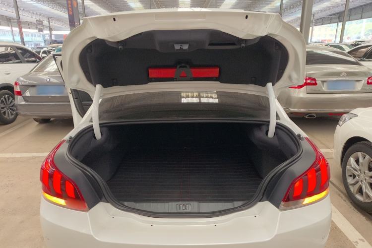 Used Peugeot 508 2015 1.6THP Automatic Prestige Edition Trunk