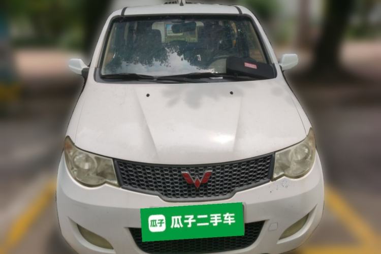 Used Wuling Hongguang 2013 1.5L Standard Version Front