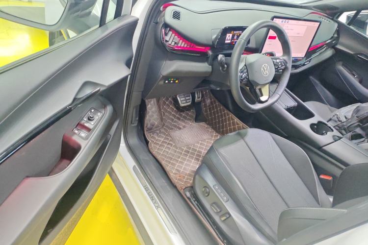 Used Volkswagen ID.UNYX 2024 Pro Long-Range Version Driver Seat