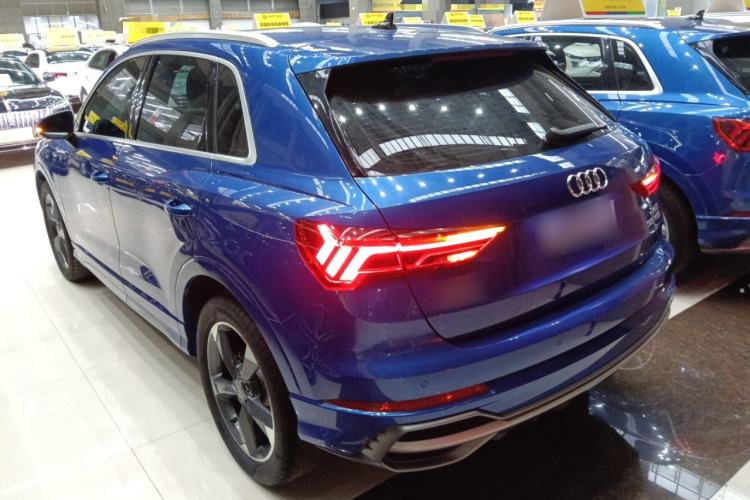 Used Audi Q3 2021 35 TFSI Fashion Dynamic Model