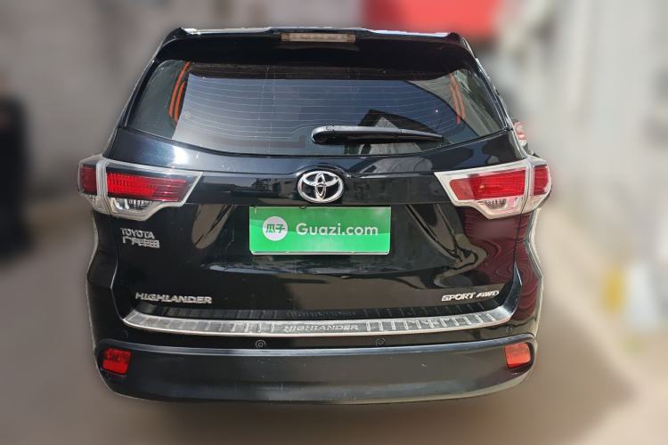 Used Toyota Highlander 2015 2.0T Four-Wheel Drive Luxury Edition 7-Seater Rear