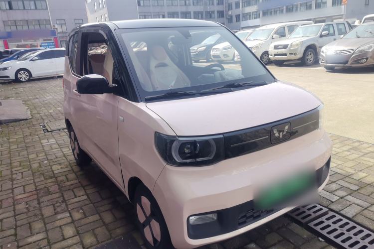 Used Wuling Hongguang MINIEV 2022 Macaron Premium Model – Lithium Iron Phosphate Front Right 45 Deg