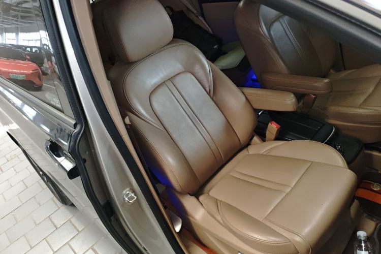 Used Buick GL8 2020 ES Land Cruiser 653T Luxury Edition Right Front Seat