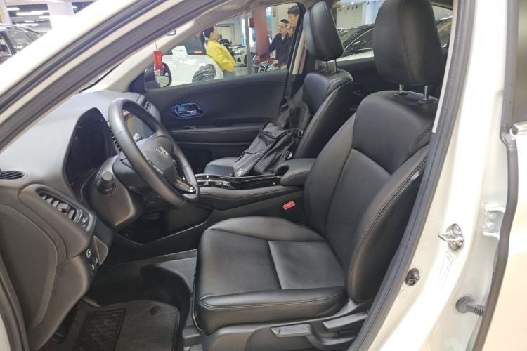 Used Honda Vezel 2020 220 TURBO CVT Luxury Edition
