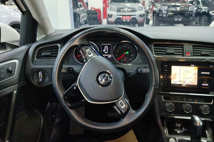 Used Volkswagen Golf 2020 Zhiai Edition 280TSI DSG Comfort Model Steering Wheel