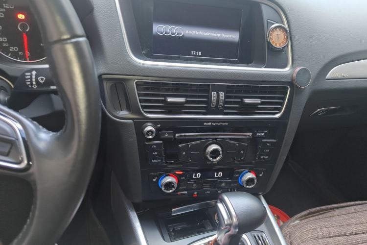 Used Audi Q5 2018 Collector's Edition 40 TFSI Technology Model