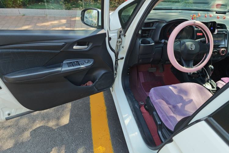 Used Honda Fit 2014 1.5L LX CVT Comfort Model Driver Seat