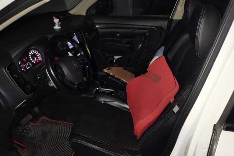 Used Mitsubishi Outlander 2016 2.4L 4x4 Elite Edition 5 Seats