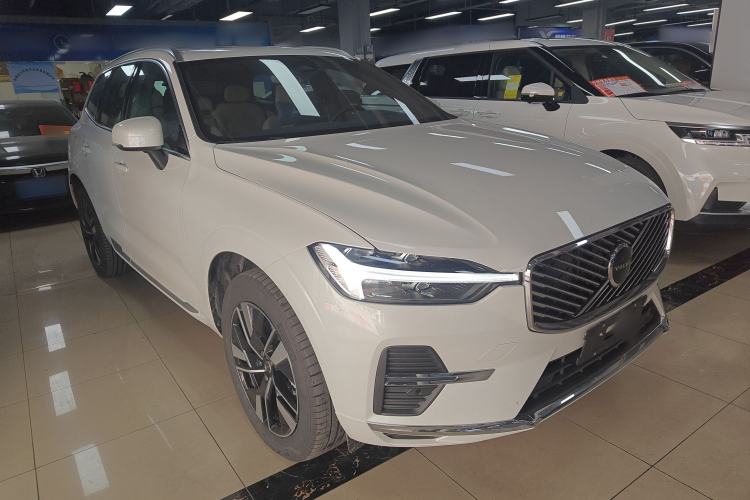 Used Volvo XC60 2026 B5 4x4 Smart Luxury Edition
