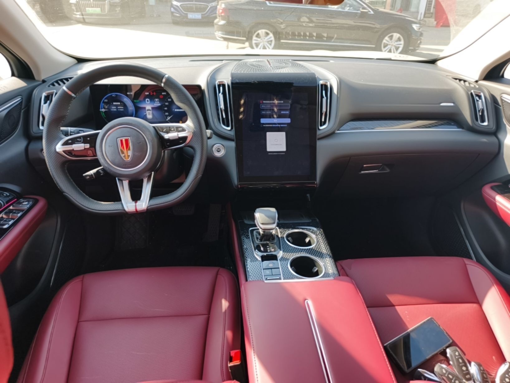 Hongqi HS3 PHEV 2025 Model 117km Jingwei Edition — снимка 12