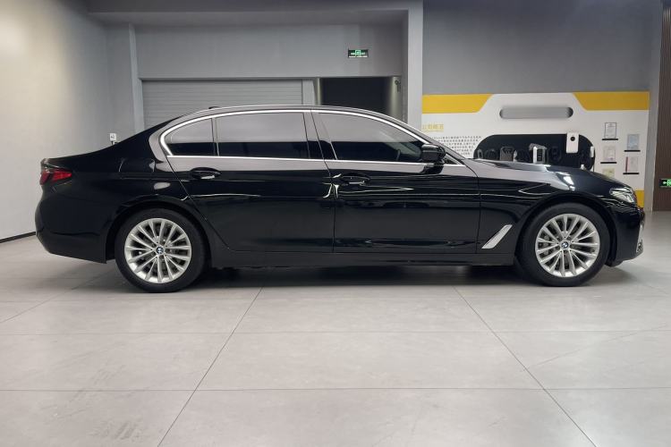 Used BMW 5 Series New Energy 2021 535Le Luxury Package
