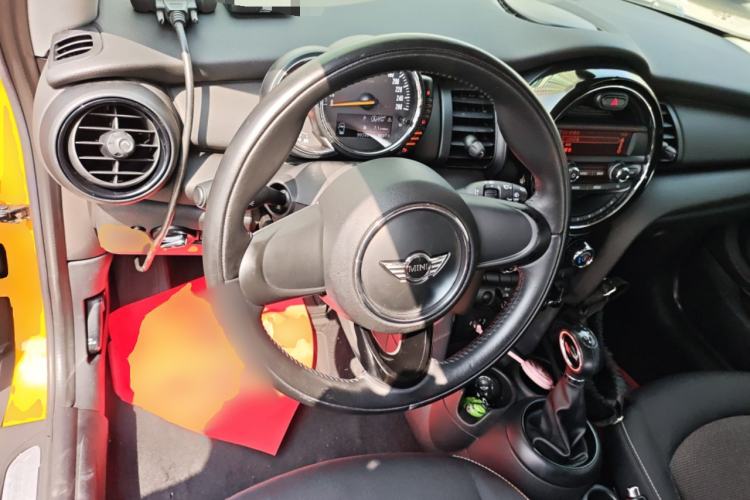 Used MINI 2014 1.2T ONE