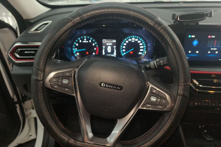 Used Oshan X5 2021 Revised Version 1.6L Manual Luxury Edition
