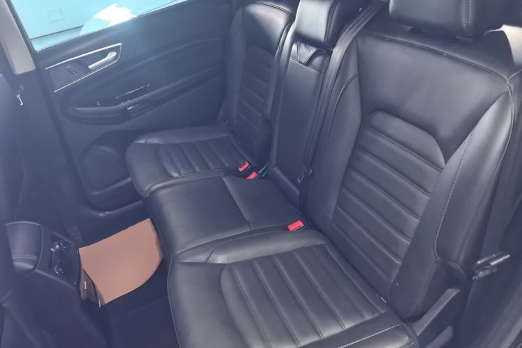 Used Ford Edge 2018 EcoBoost 245 Two-Wheel-Drive Titanium 7-Seater China V Standard Left Rear Seat