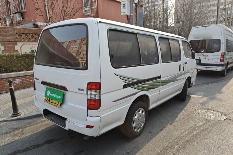 Used Jinbei Hiace 2018 2.0L Fifth-Generation Power King Comfortable Standard Top 10-Seater V20
