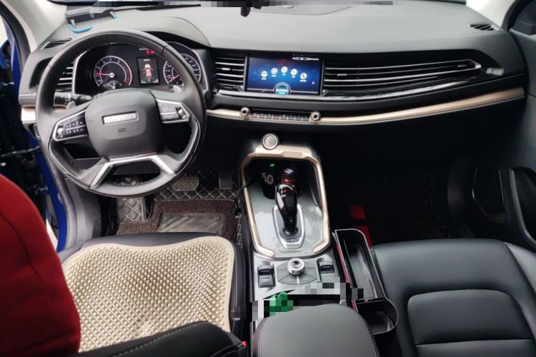 Used Haval H6 2019 1.5 GDIT Automatic Luxury Smart Connect Version China VI Standard Center Console