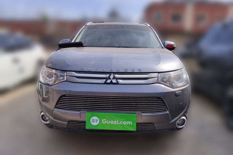 Used Mitsubishi Outlander 2014 2.4L 4x4 Deluxe Value Edition 5 Seats