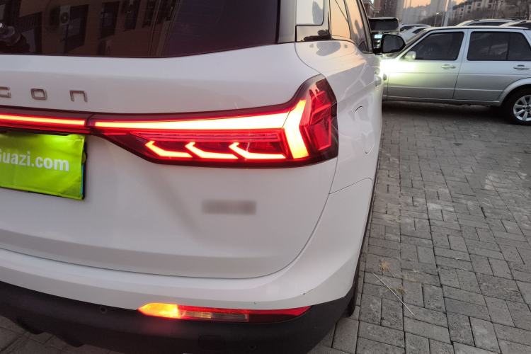 Used Dongfeng Fengon 580 2022 1.5T Automatic Enjoyment Model
