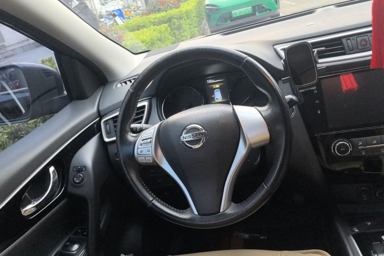 Used Nissan Qashqai 2016 2.0L CVT Luxury Edition
