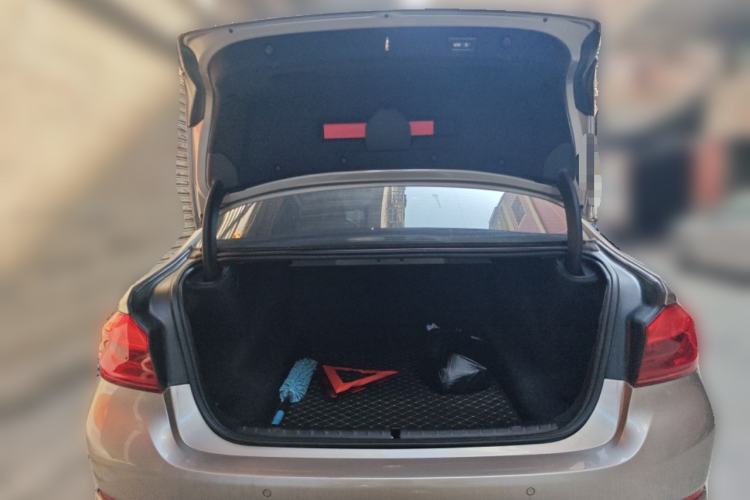 Used BMW 5 Series 2020 530Li Luxury Edition Premium Package Trunk