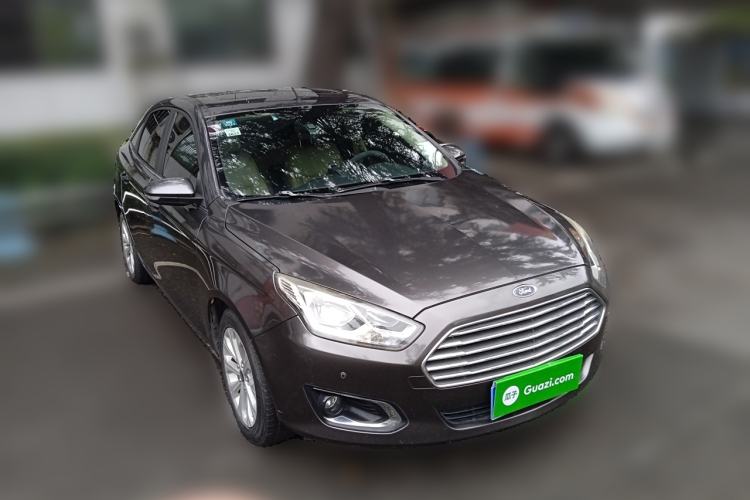 Used Ford Escort 2015 1.5L Automatic Fashion Model
