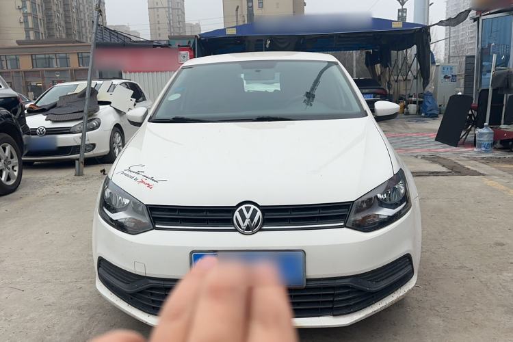 Used Volkswagen Polo 2016 1.4L Manual Fashion Model