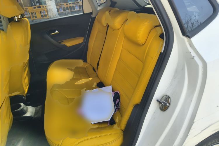 Used Volkswagen Polo 2014 1.4L Manual Fashion Edition
