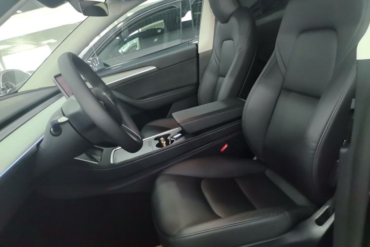 Used Tesla Model Y 2024 Rear-Wheel-Drive Version